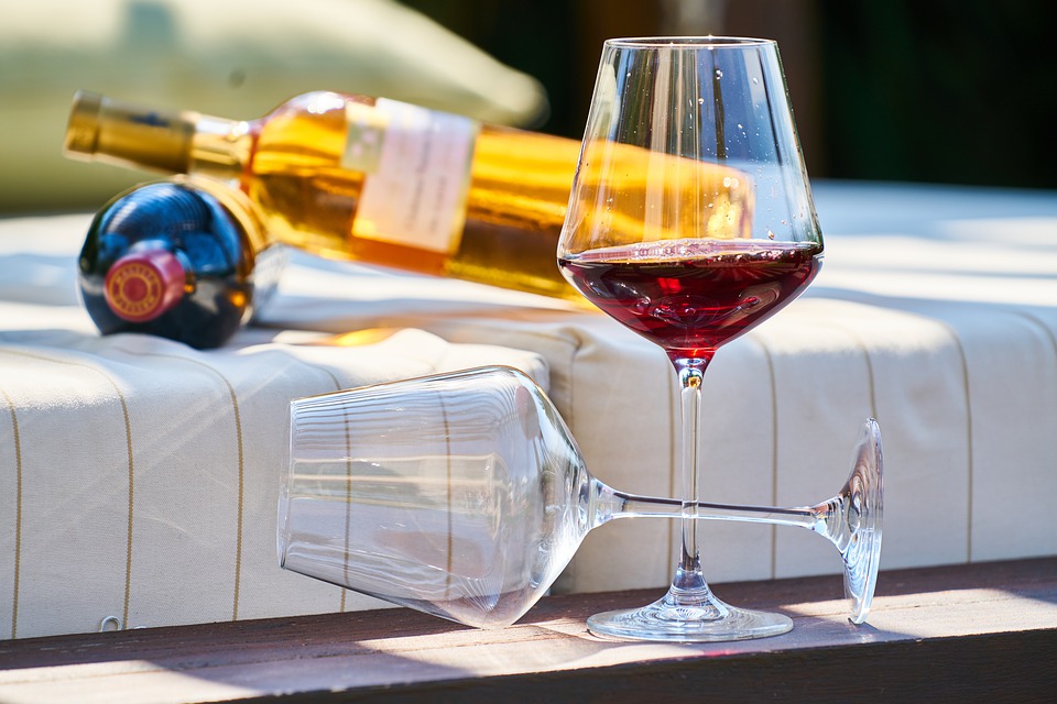 APV: Bespovratna sredstva za proizvodnju vina i rakije u 2020.godini